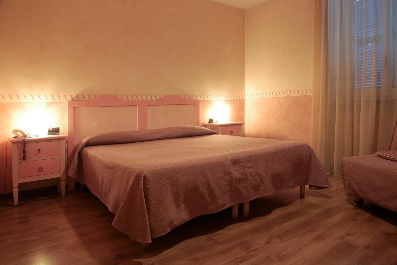 Hotel Risi Колико Номер фото
